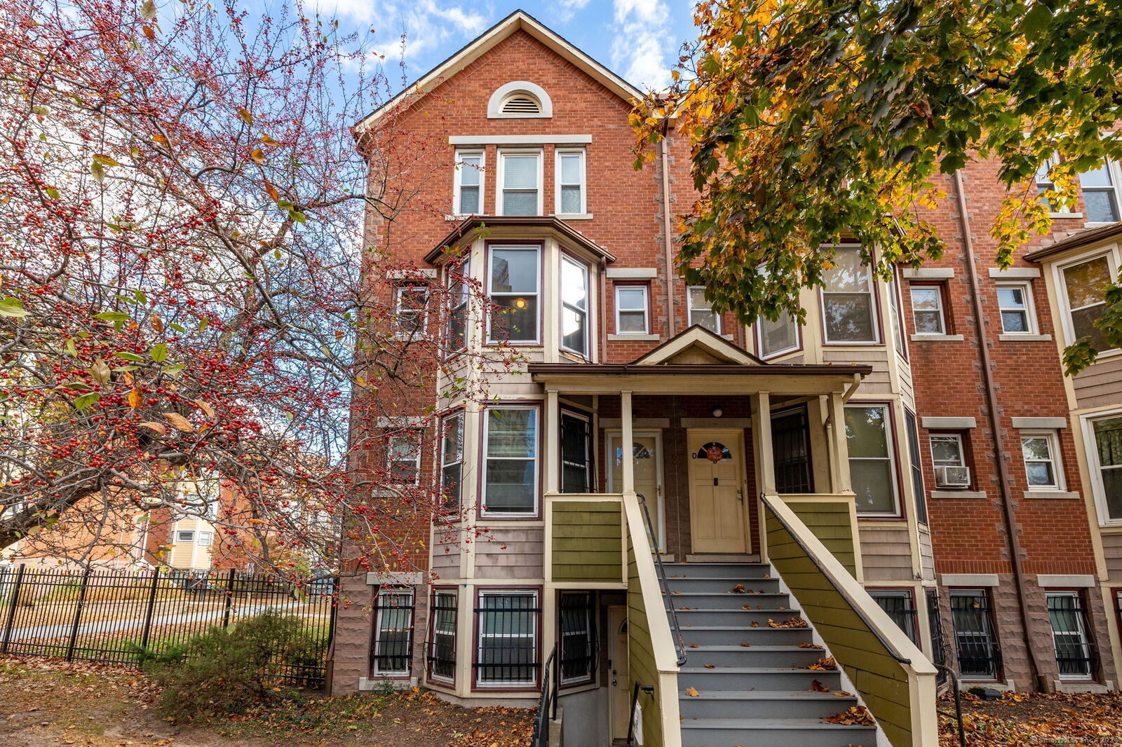 Property Photo: 2 Franklin Avenue Apt C CT 06114