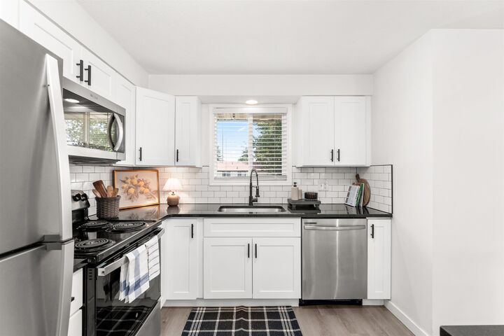 Property Photo:  3817 E 7th Ave  WA 99202 