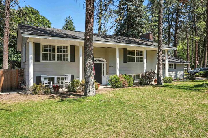 1026 W Woodway Ave  Spokane WA 99218 photo