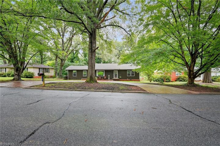 Property Photo:  3406 Wilshire Drive  NC 27408 