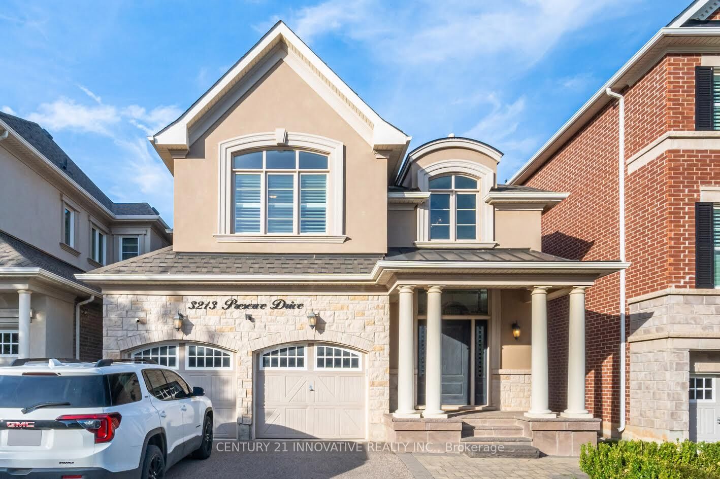 Property Photo:  3213 Preserve Drive  ON L6M 4J9 