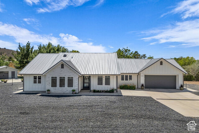 Property Photo:  1115 W Topaz Rd  UT 84770 