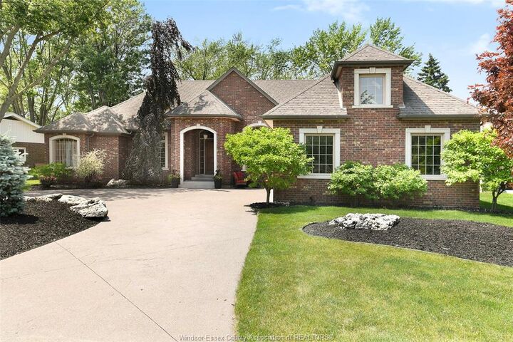 360 Andrew Crescent  Belle River ON N0R 1A0 photo