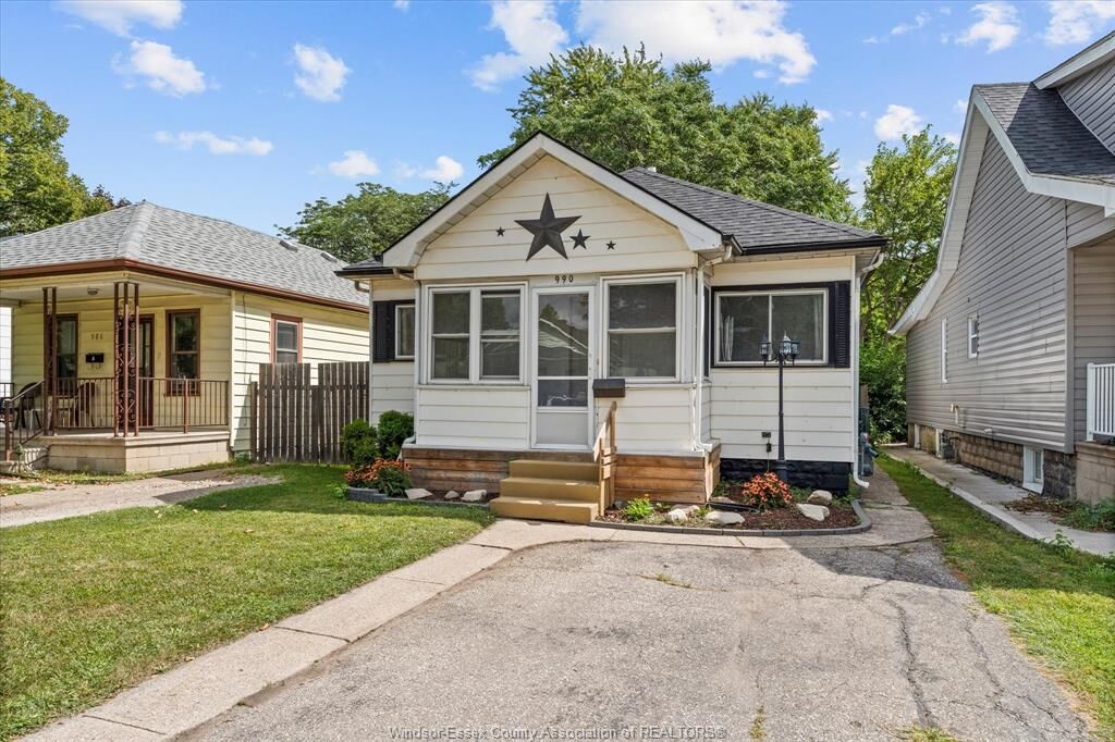 Property Photo:  990 Campbell  ON N9B 2J2 