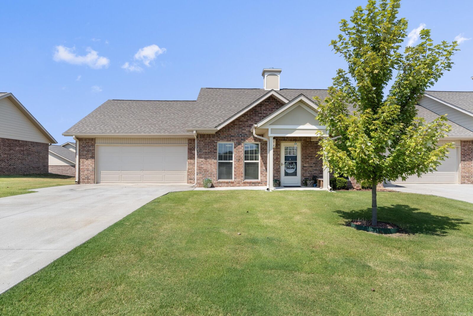 Property Photo:  1912 Maumee Court  AR 72653 