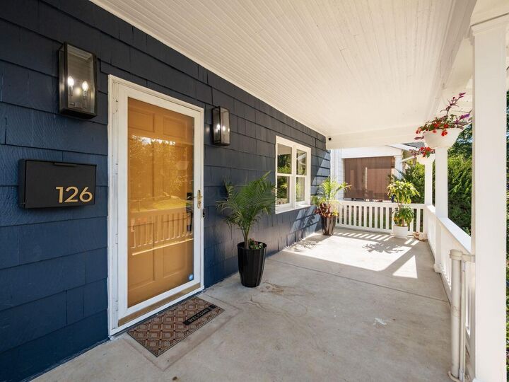 Property Photo:  126 E Como Avenue  OH 43202 