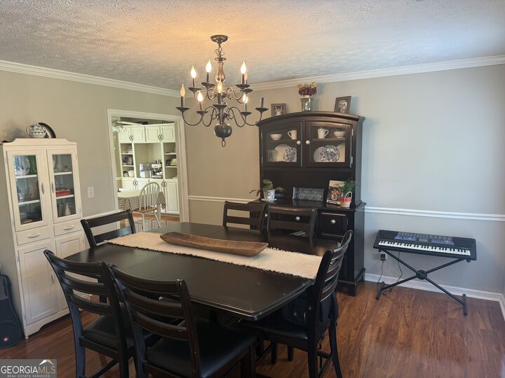 Property Photo:  222 Village Drive  GA 30240 
