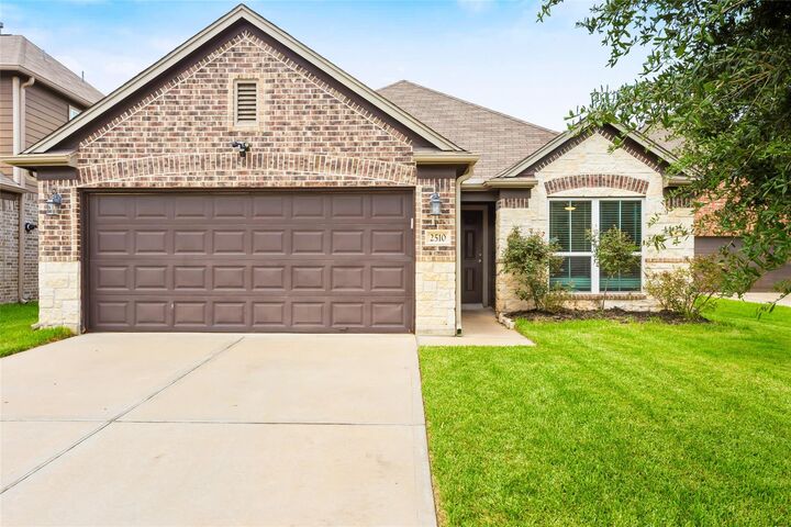2510 Crisp Apple Way Way  Fresno TX 77545 photo