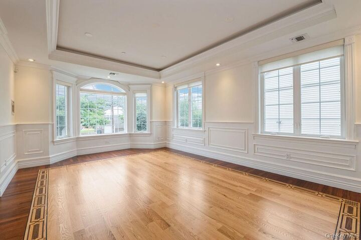 Property Photo: 833 Glen Drive NY 11598