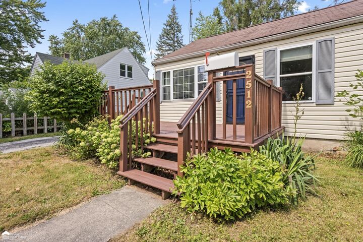 Property Photo: 2512 Blake Street MI 48602
