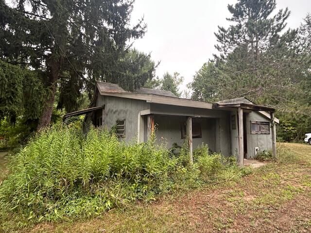 Property Photo: 5720 18 Mile Road MI 49305