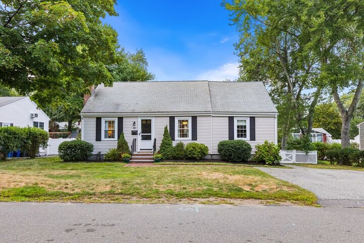 Property Photo:  49 Springvale Road  MA 01867 