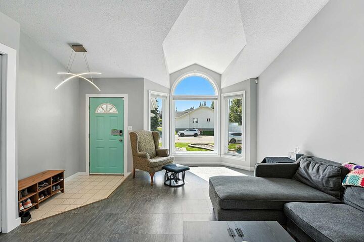 Property Photo: 36 Anquetel Street AB T4R 2K8