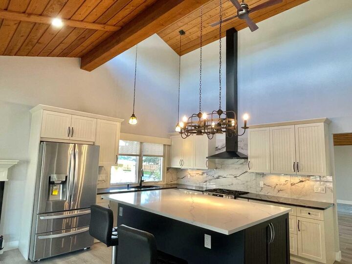 3020 Palliser Drive SW  Calgary AB T2V 4G2 photo