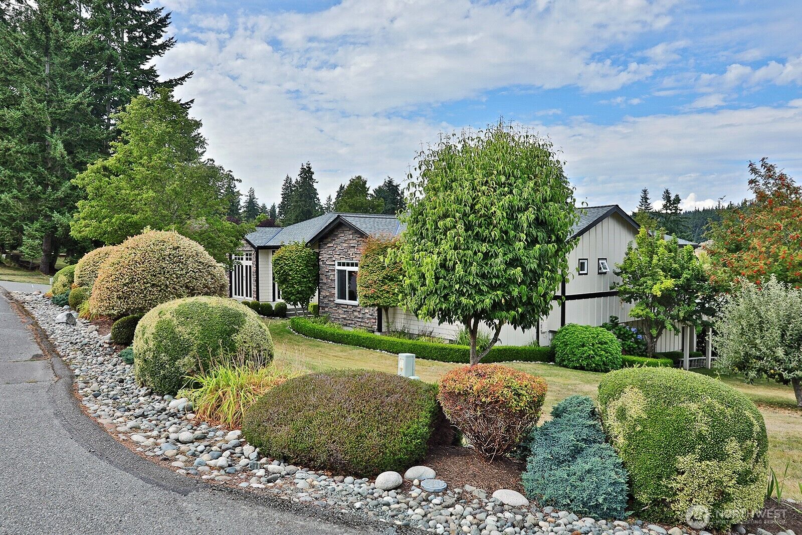 Property Photo:  2445  Discovery Place  WA 98260 