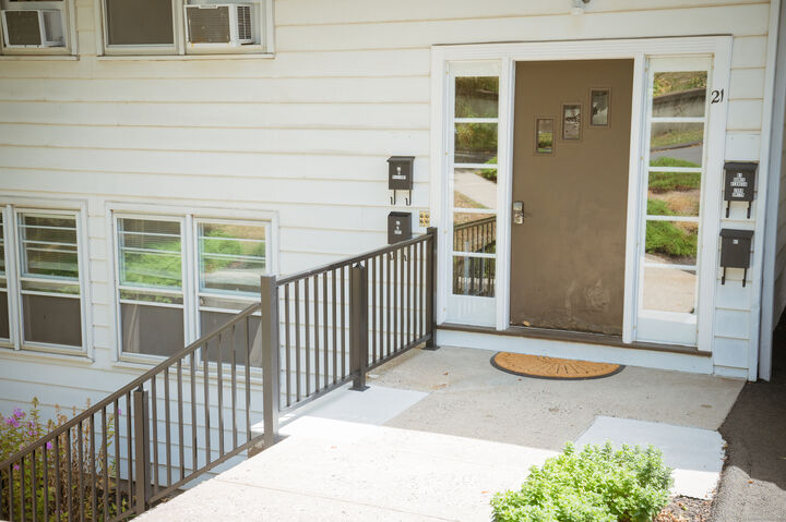 Property Photo: 21 Hillside Avenue B2 CT 06512