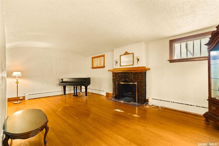 Property Photo:  3115 Angus Street  SK S4S 1P5 