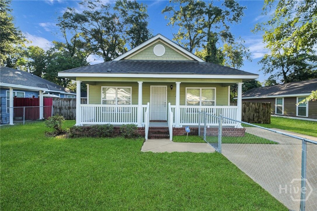 Property Photo:  4912 Meding Street  GA 31405