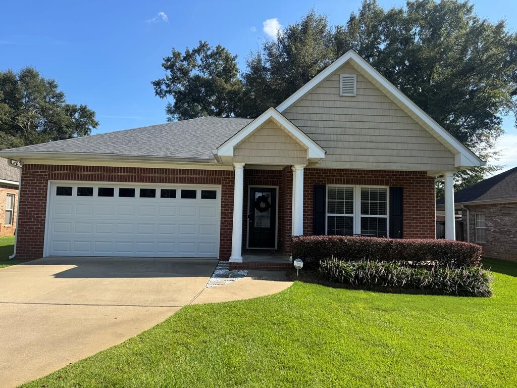 Property Photo: 302 Petersburg AL 36301