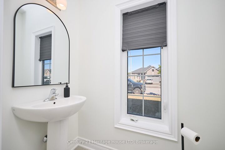 Property Photo: 439 Viking Street ON L2A 0E8