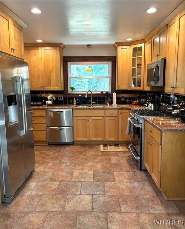 Property Photo: 4540 Harris Hill Road NY 14221