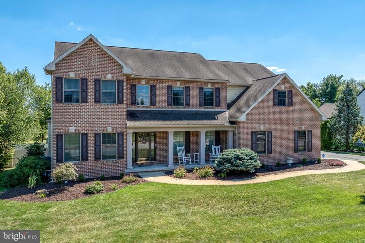 Property Photo: 680 Foxtail Drive PA 17404