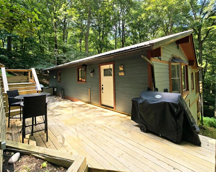 Property Photo:  1592 Cardinal Hill Lane  OH 43107 