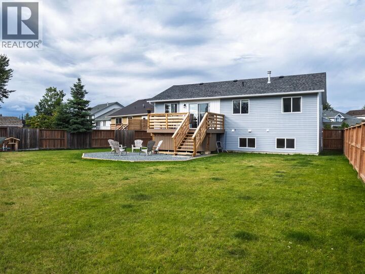 Property Photo:  5507 Woodoak Crescent  BC V2K 5A6 