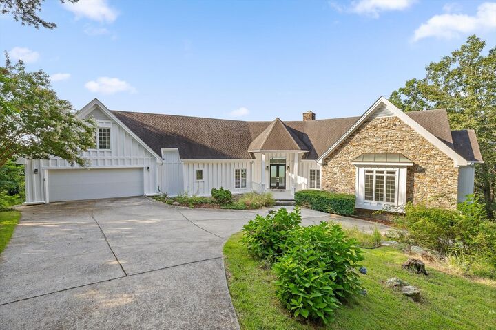 921 Rose Marie Court  Soddy Daisy TN 37379 photo