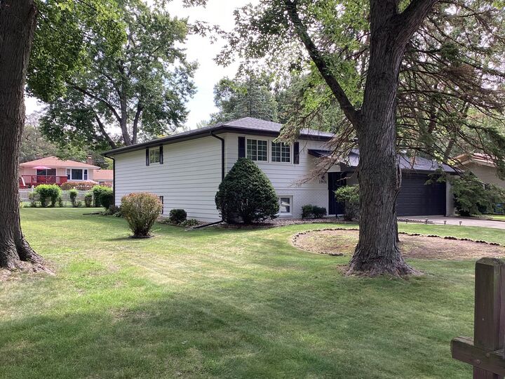 Property Photo: 1901 Chippewa Drive IN 46375