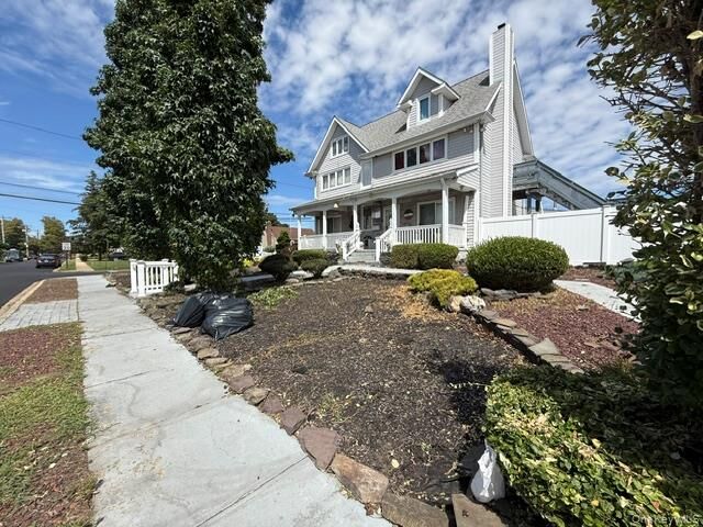 Property Photo: 60 Vandewater Street NY 11735