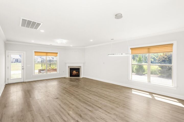 Property Photo: 134 Wynfield Blvd TN 37122