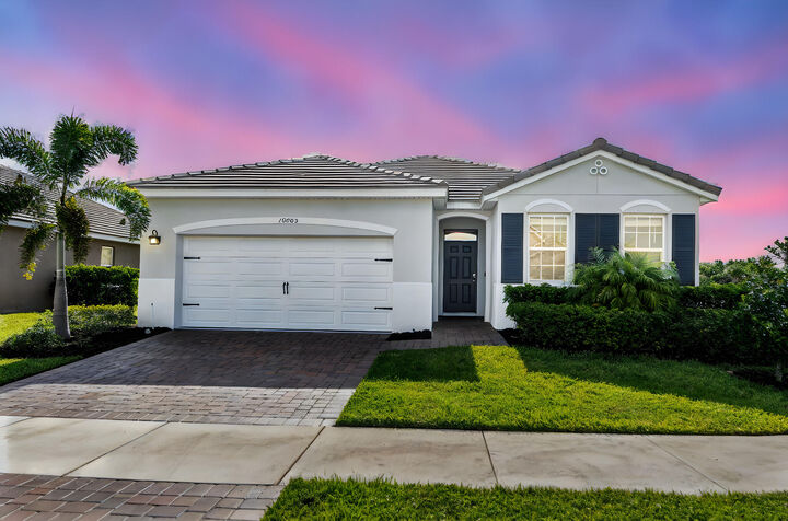 Property Photo:  10605 SW Jem Street  FL 34987 