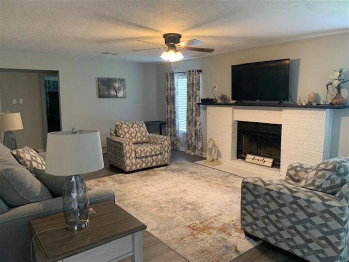Property Photo: 3124 Davis Road LA 70669