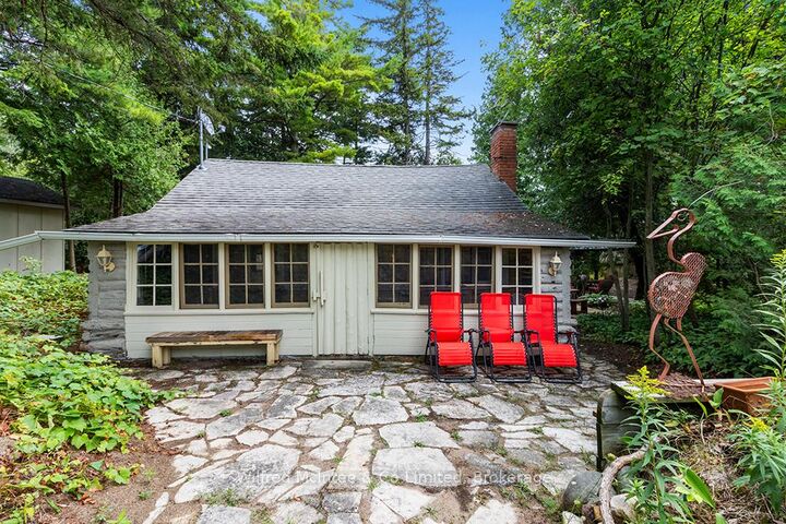 7 6th Avenue S  Native Leased Lands ON N0H 2G0 photo