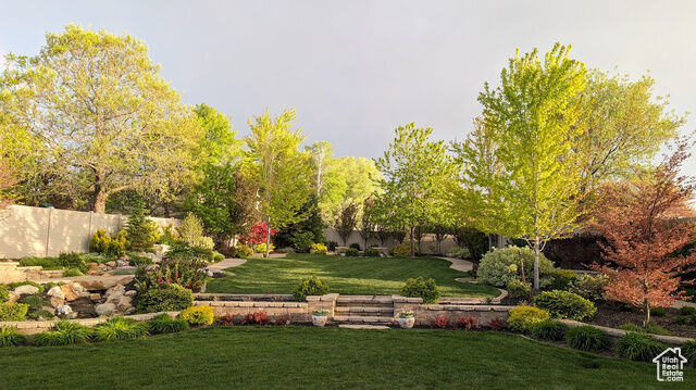 Property Photo: 1193 W Groves Crest Dr UT 84095