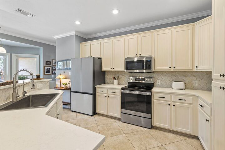 Property Photo: 165 Augusta Drive TX 78676