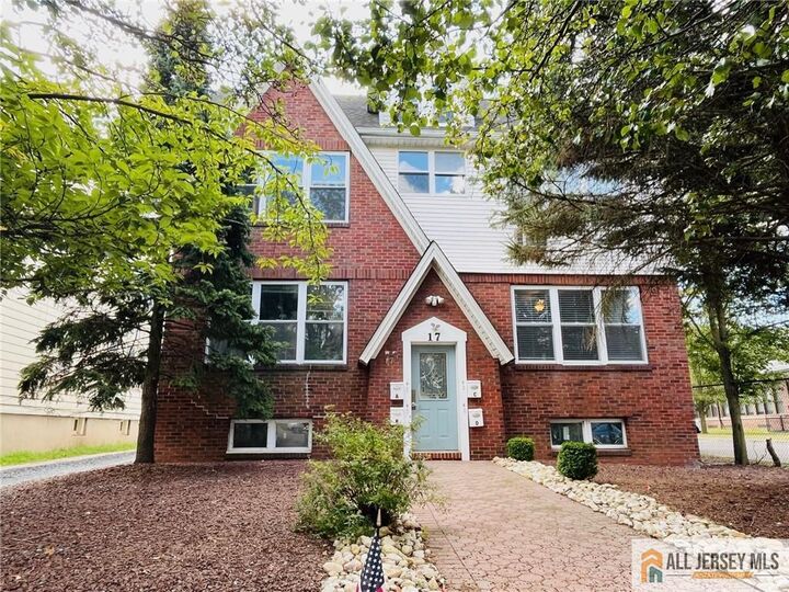 17 Elm Court B  Metuchen NJ 08840 photo