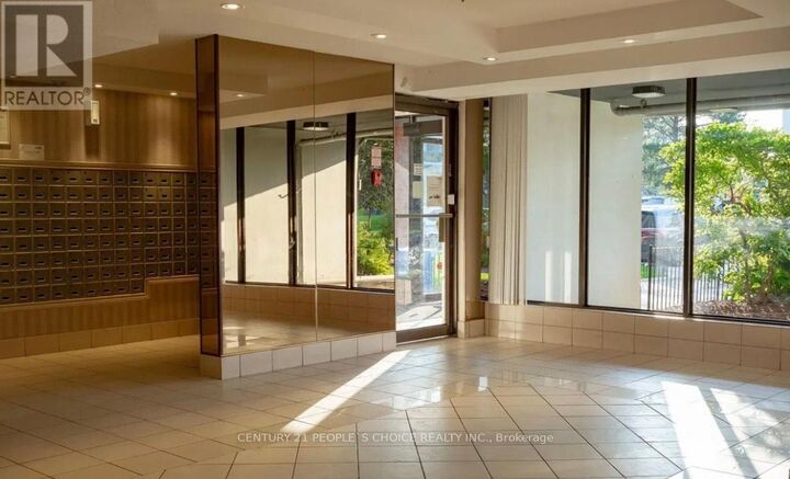 Property Photo:  21 Knightsbridge Road 1410  ON L6T 3Y1 