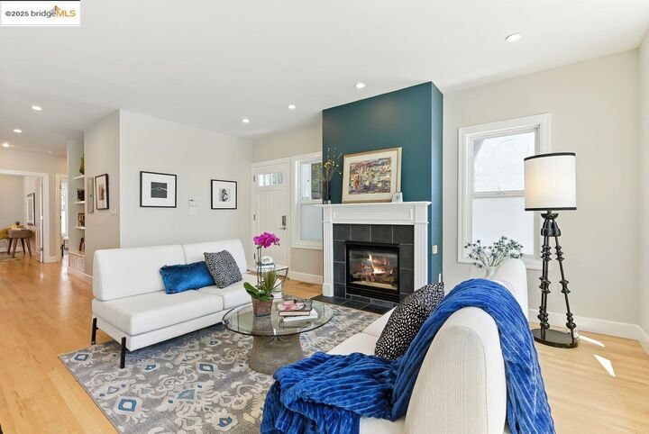 Property Photo:  280 Monterey Blvd.  CA 94131 