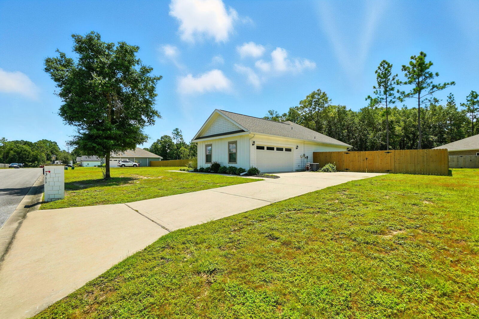 Property Photo: 311 Arroyo Hondo Terrace FL 32536