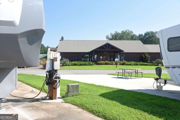 Property Photo: 16 Circle Back Lane GA 30512