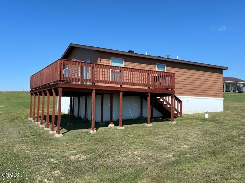 Property Photo:  5475 Relaxation Avenue  ND 58631 
