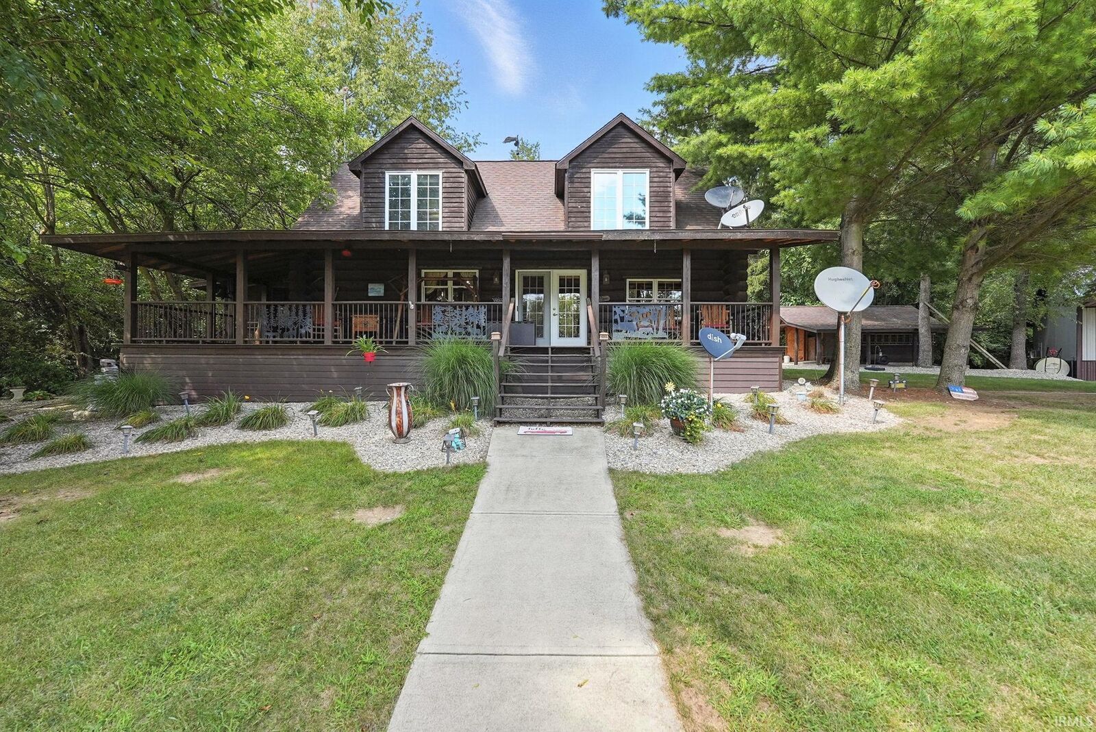 Property Photo: 8198 W Harbour Drive IN 46760