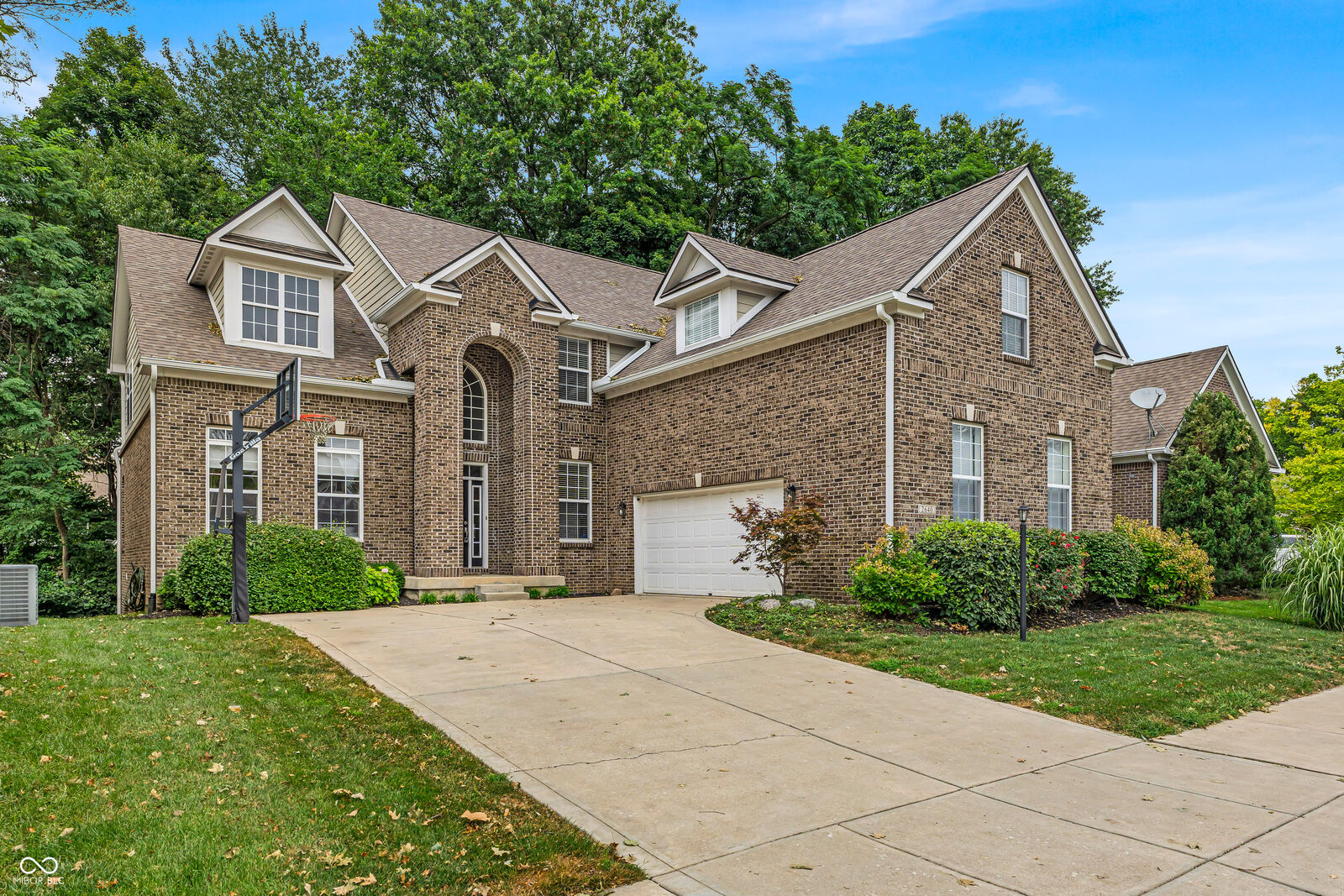 Property Photo:  2640 Millgate Court  IN 46033 