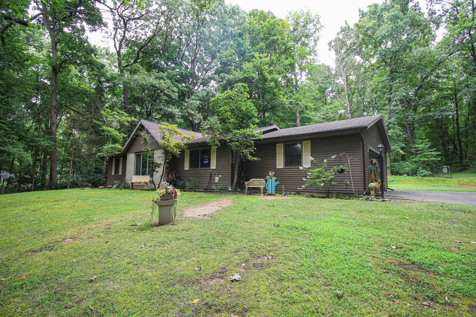 Property Photo:  14927 Coon Hollow Road  MI 49093 