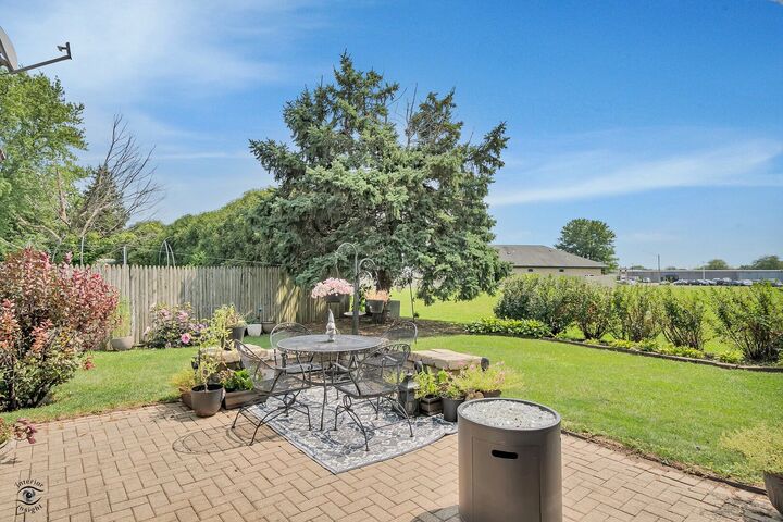 Property Photo:  760 Beauregard Court  IL 60914 