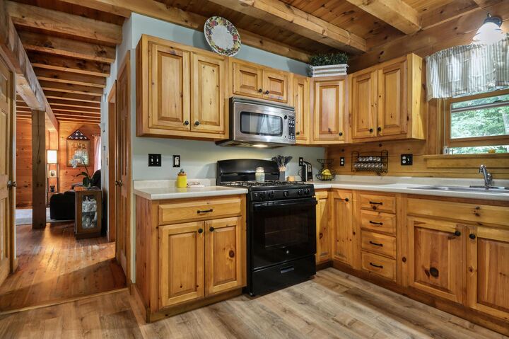 Property Photo: 550 Winchester Road NH 03470