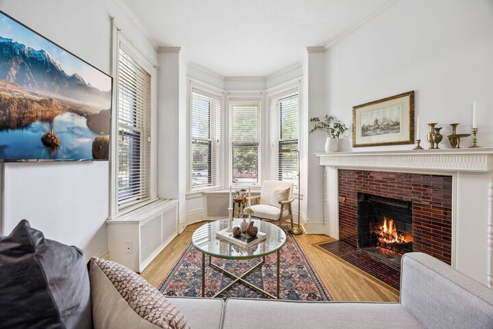 Property Photo: 598 Summit Avenue 598-1 MN 55102