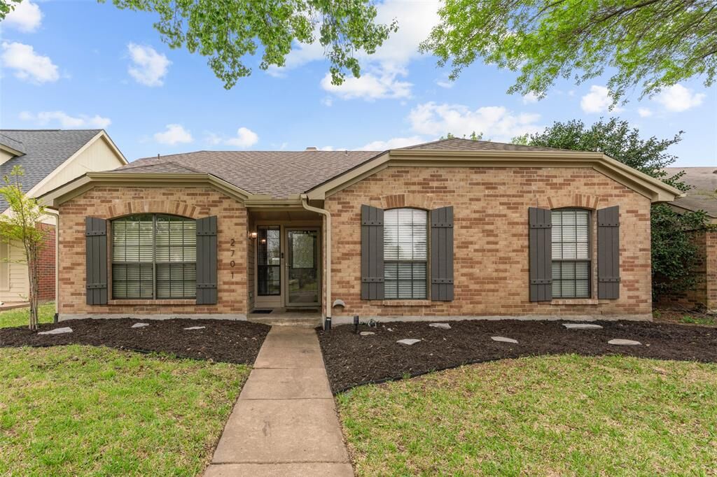 Property Photo: 2701 Deer Creek Court TX 75040